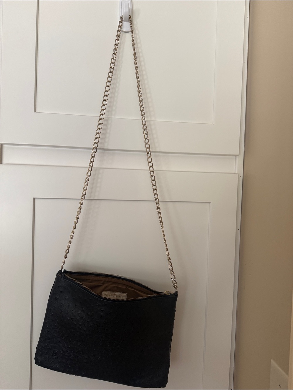 Elegant Black Chain Crossbody Bag